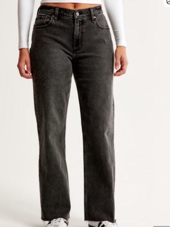 Abercrombie & Fitch Denim - Abercrombie & fitch the baggy low rise dark grey wash frayed hem jeans sz 29